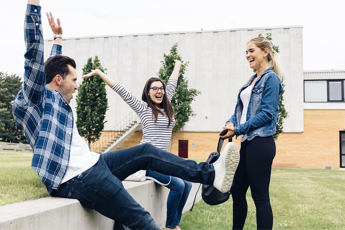 Gruppo di studenti universitari