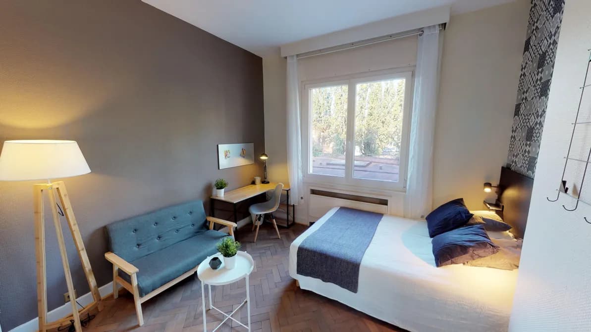Room Image